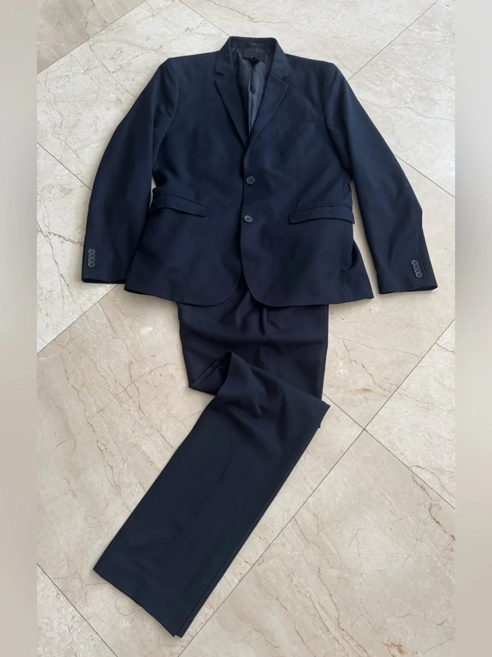 H&M Men's Dark Navy Two-Piece Suit jacket 42R pants 36